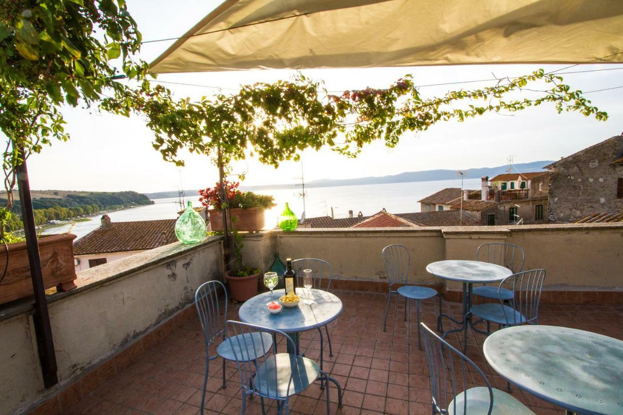 La Dimora Di Checchino Bed & Breakfast Anguillara Sabazia Exterior photo